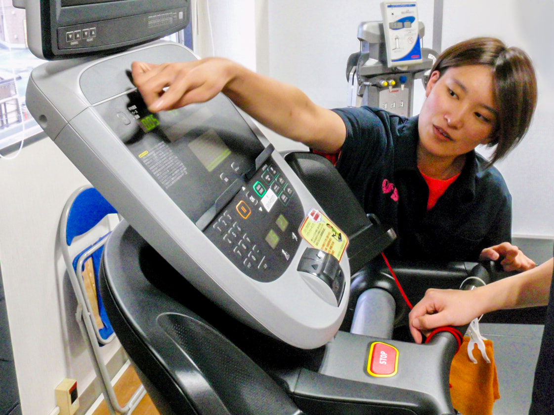 大卒新卒採用インストラクター｜防府店｜やりがいや達成感は対人仕事ならでは｜採用・求人情報｜SSSグループ